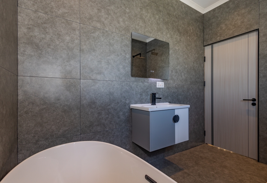 3 Bedroom Property for Sale in Sandown Western Cape